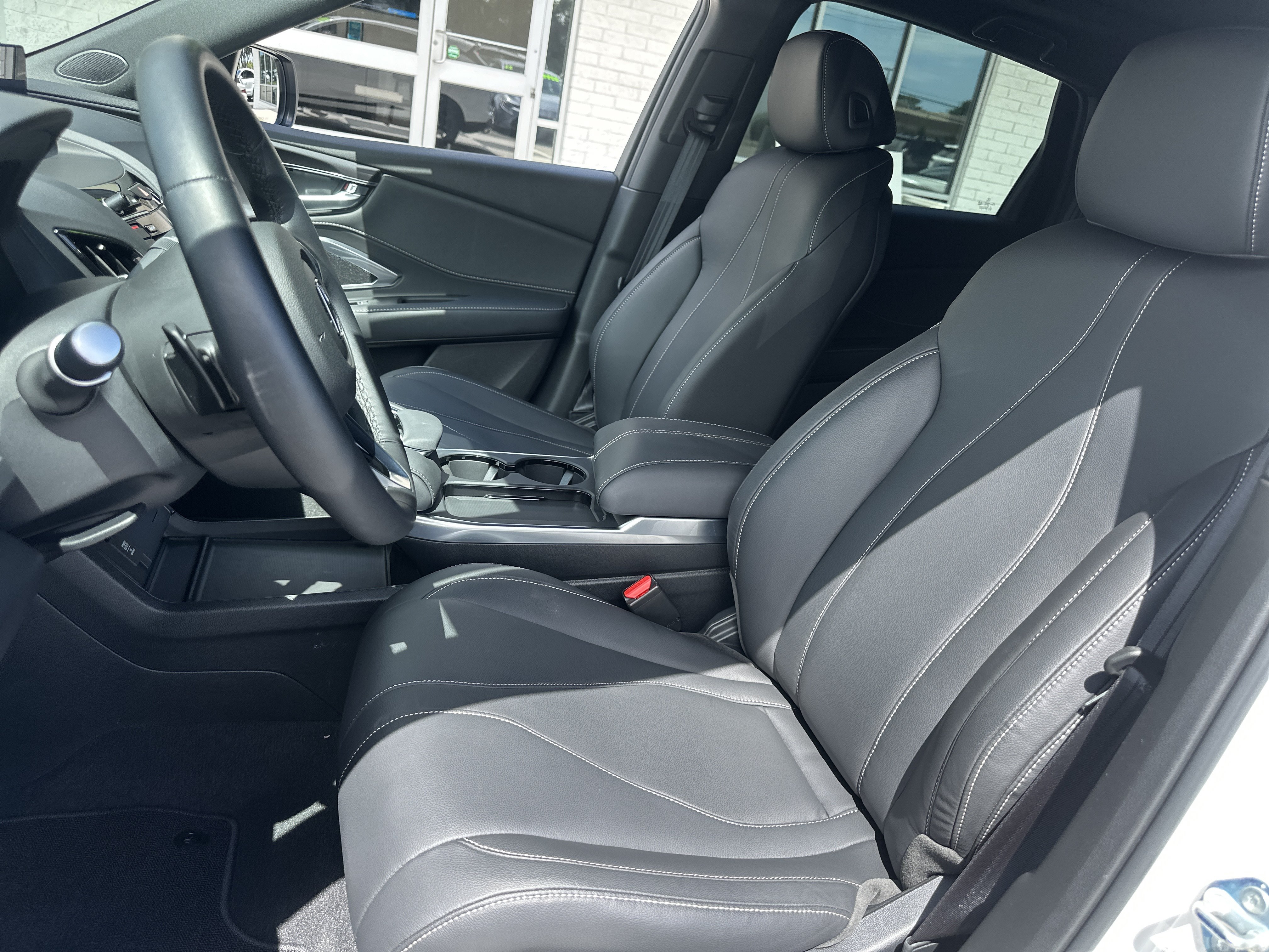 Used 2026 Acura RDX SH-AWD image 10