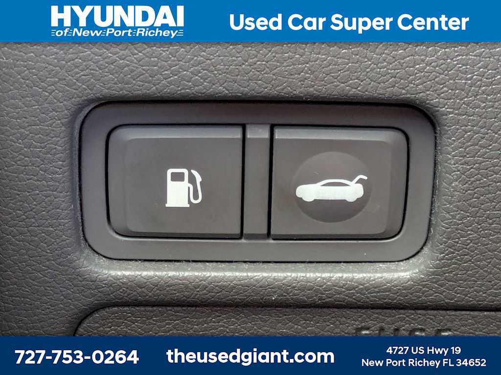 Used 2012 Hyundai Sonata GLS image 24