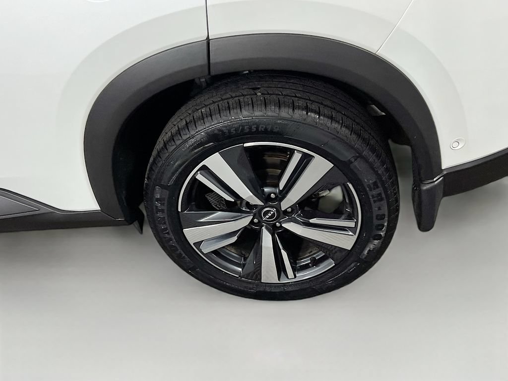 Used 2024 Nissan Rogue SL AWD/4WD image 26