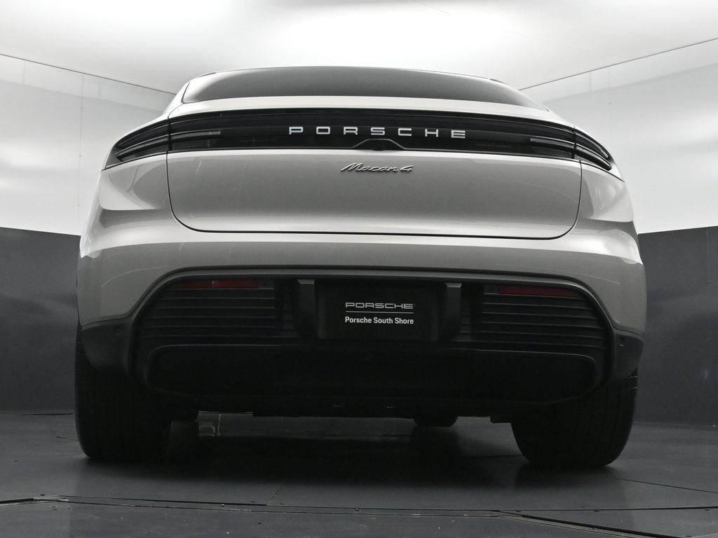 New 2026 Porsche Macan 4 Electric AWD/4WD image 31