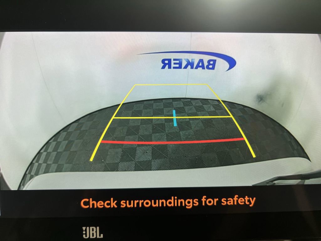 Used 2024 Toyota Venza Limited image 15