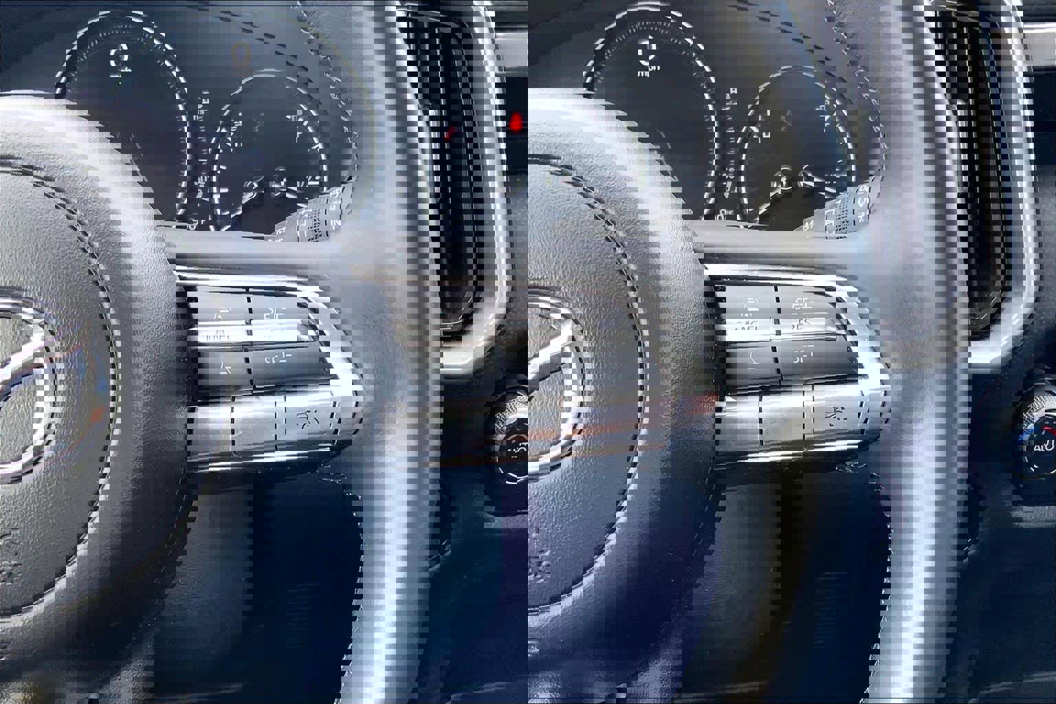 Used 2023 MAZDA CX-50 AWD 2.5 S w/ Cargo Package image 24