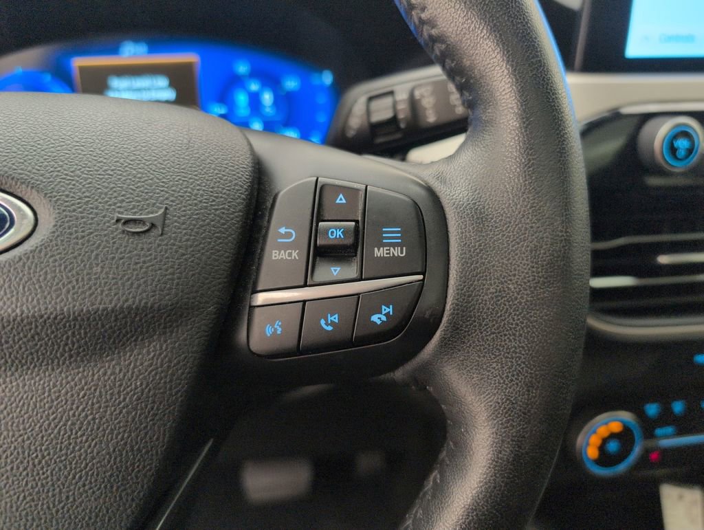 Used 2020 Ford Escape SE Sport image 38