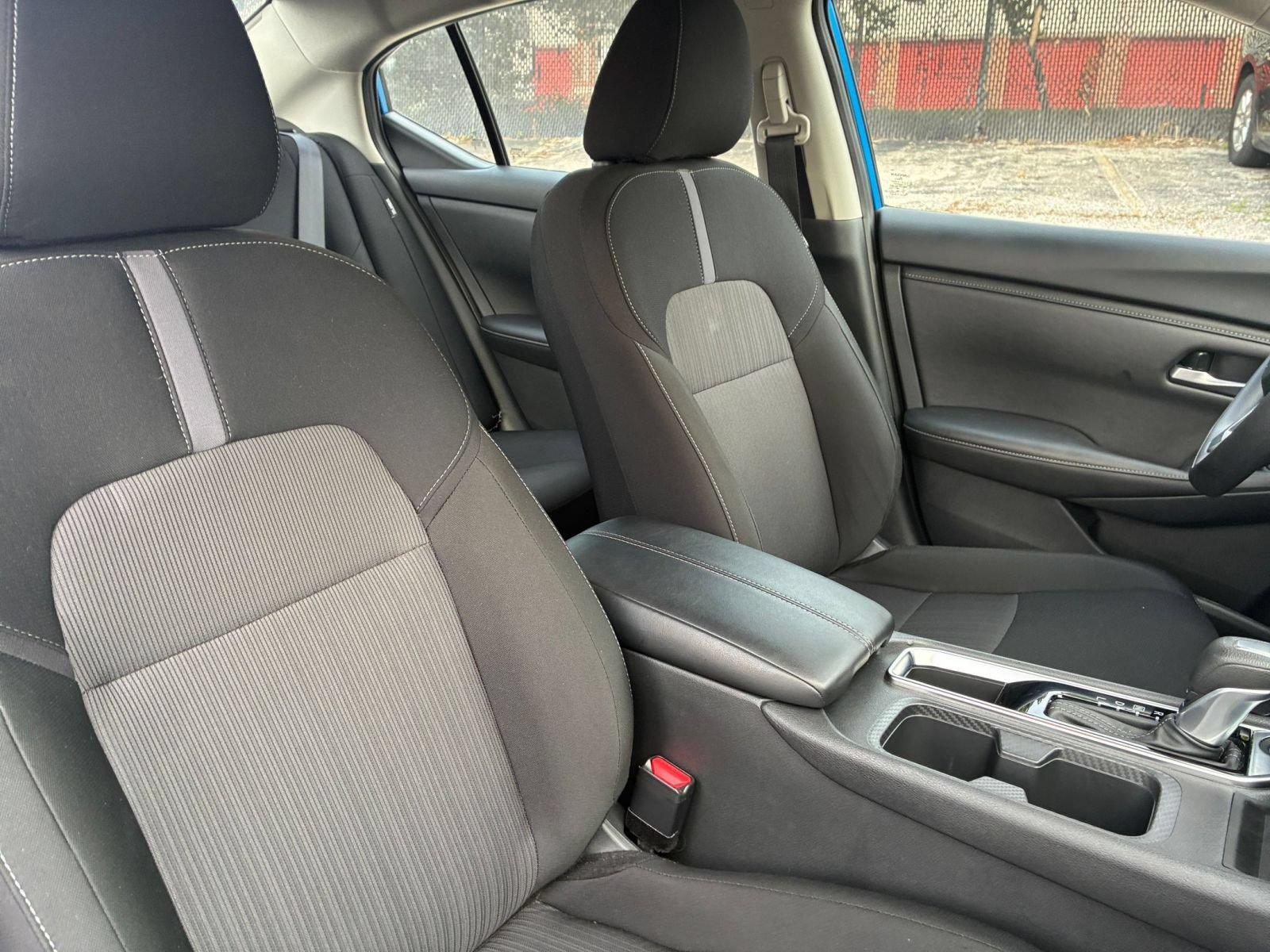Used 2025 Nissan Sentra SV FWD image 26