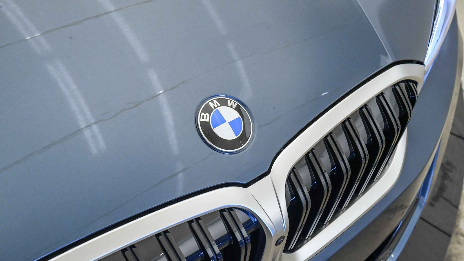 New 2026 BMW 330i Sedan w/ Premium Package image 8