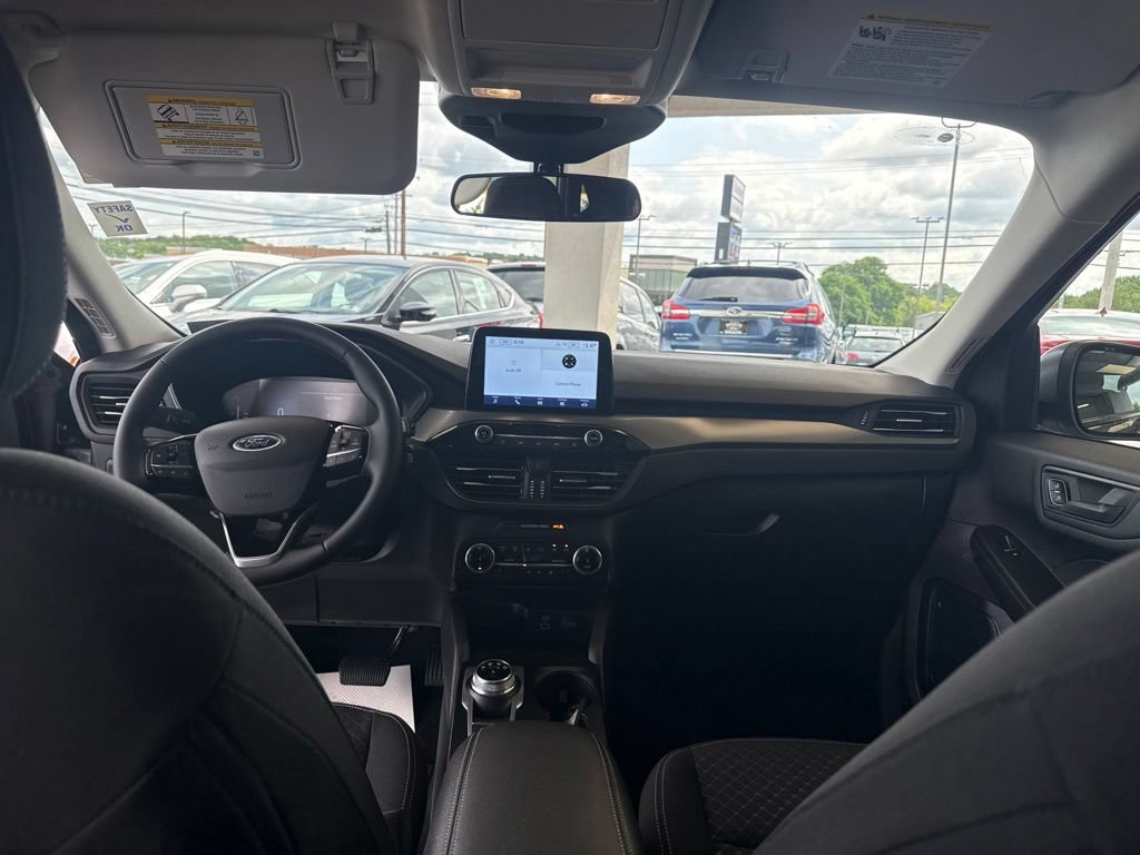 Certified 2023 Ford Escape Active AWD/4WD image 15