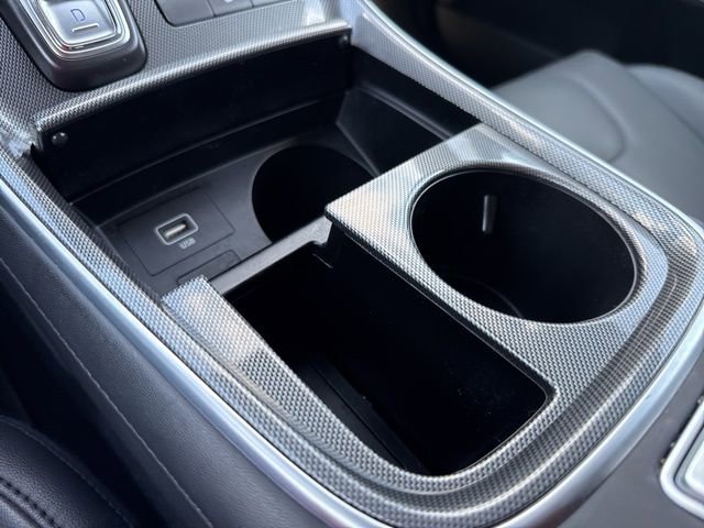 Used 2023 Hyundai Santa Fe SEL w/ Premium Package image 11