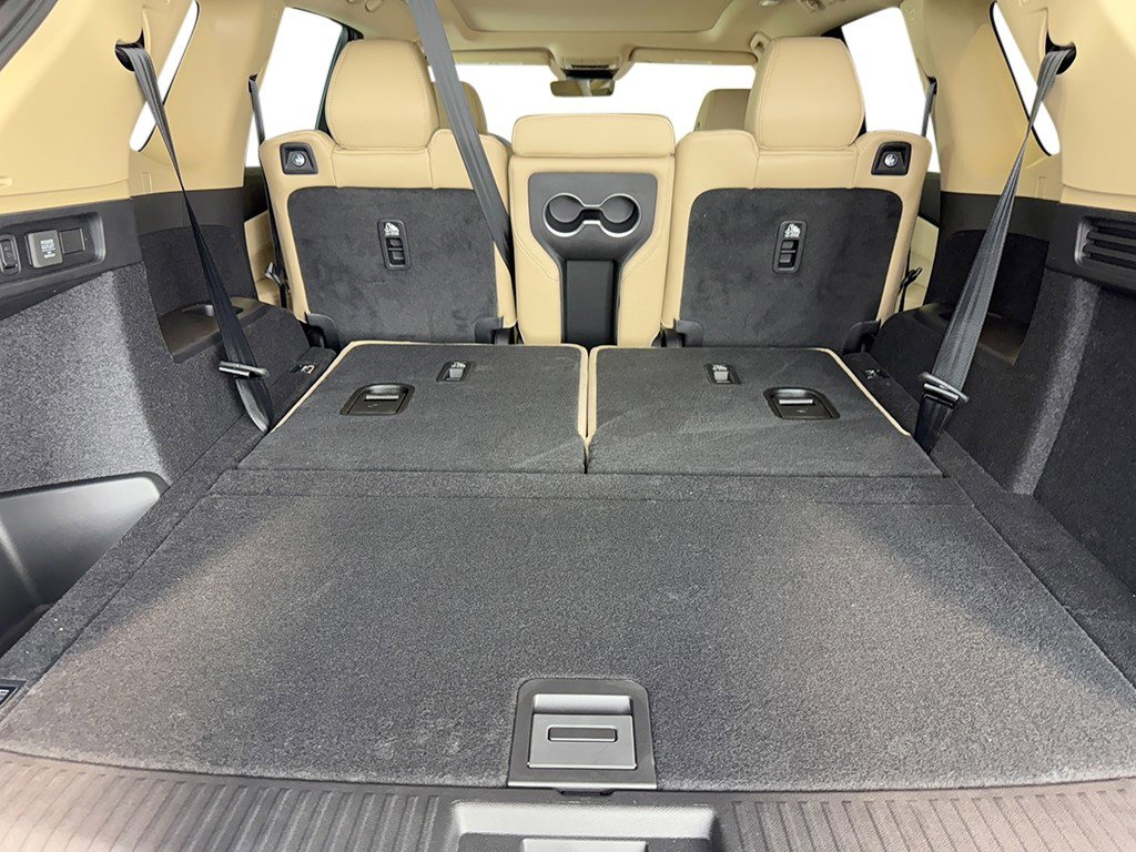 New 2026 Acura MDX SH-AWD image 32
