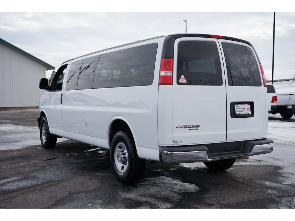 Used 2016 Chevrolet Express 3500 LT w/ LT Preferred Equipment Group image 5