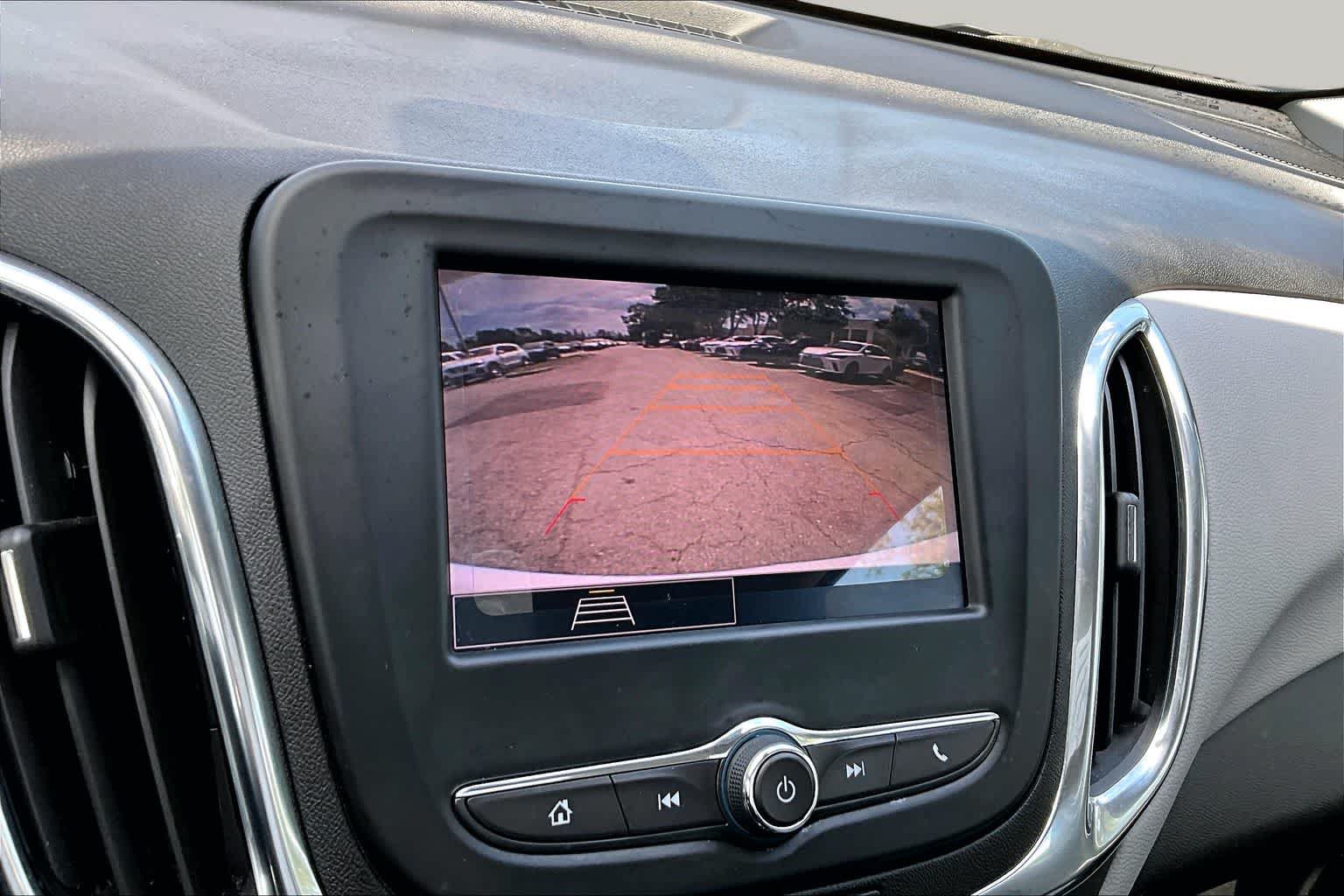 Used 2024 Chevrolet Equinox LS FWD image 25