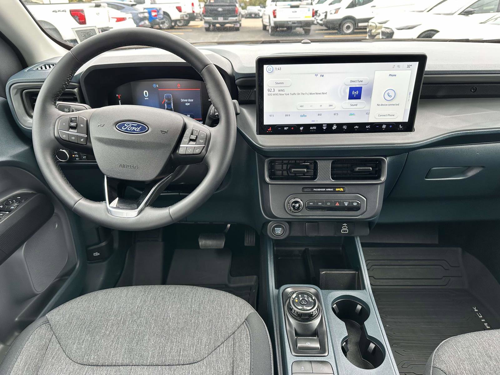 Used 2025 Ford Maverick XLT w/ XLT Luxury Package image 16