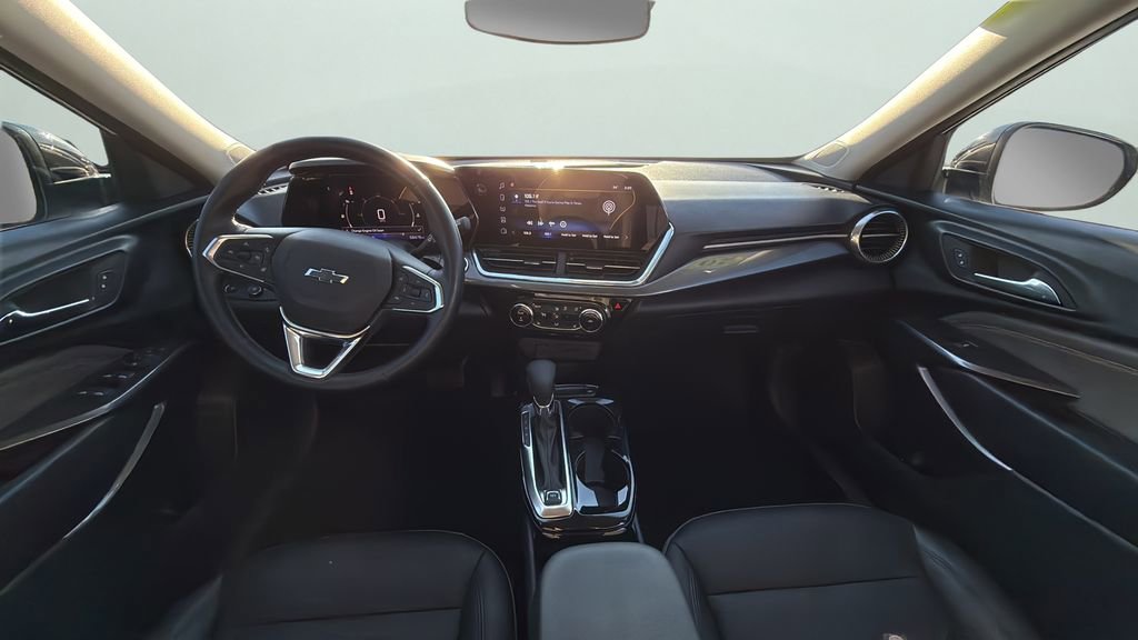 Used 2024 Chevrolet Trax ACTIV image 19