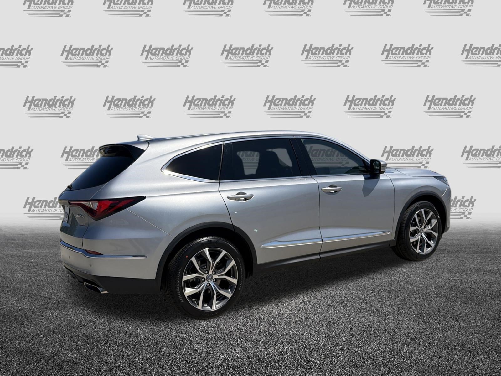 Certified 2024 Acura MDX w/ Technology Package FWD image 10