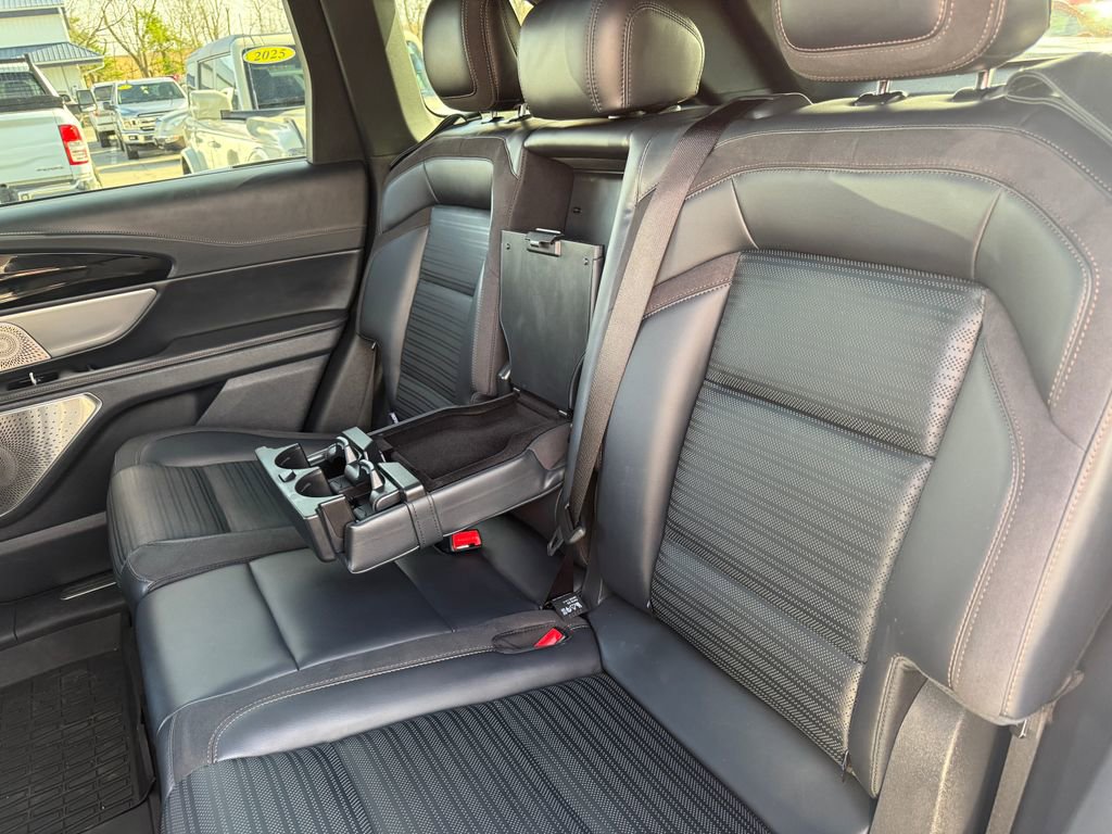 Used 2024 Lincoln Nautilus Reserve w/ Equipment Group 203A image 39