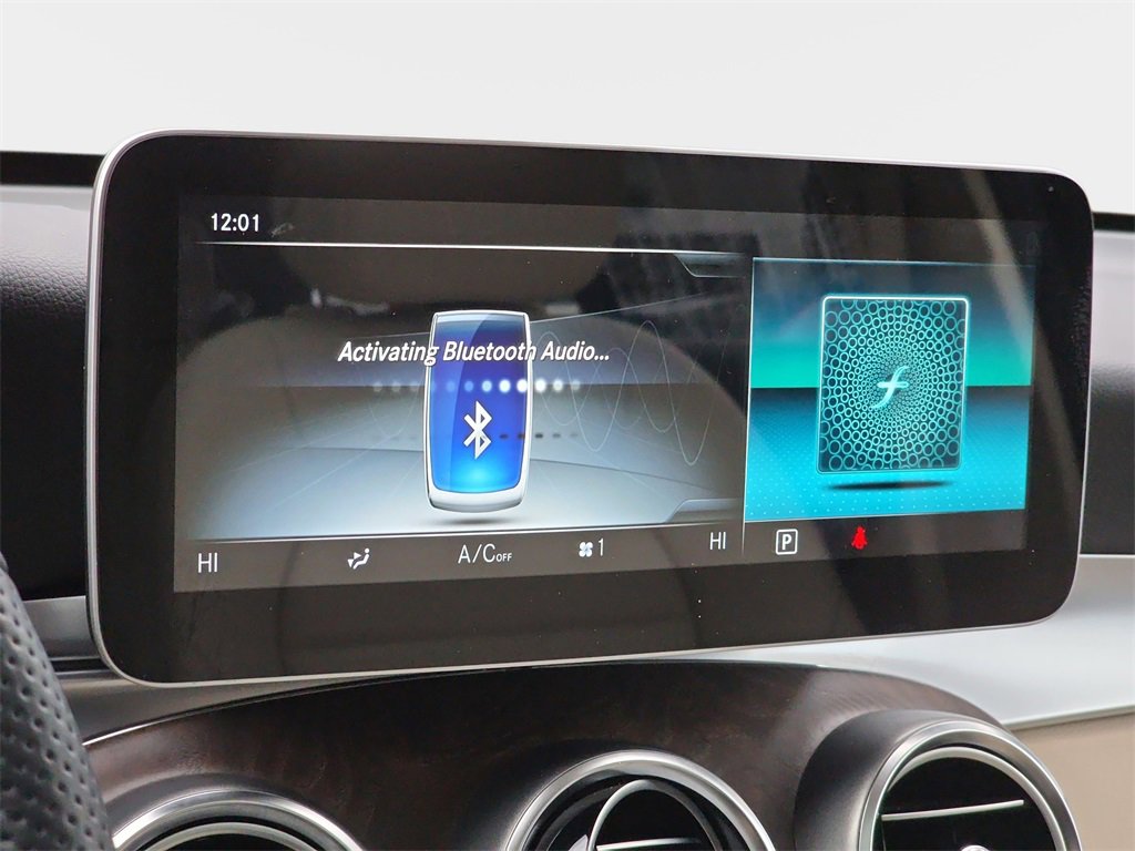 Used 2019 Mercedes-Benz GLC 300 4MATIC image 25