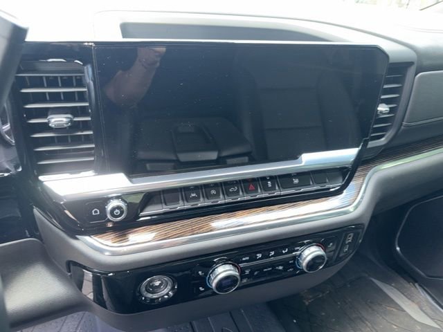Used 2024 GMC Sierra 1500 Elevation RWD image 10
