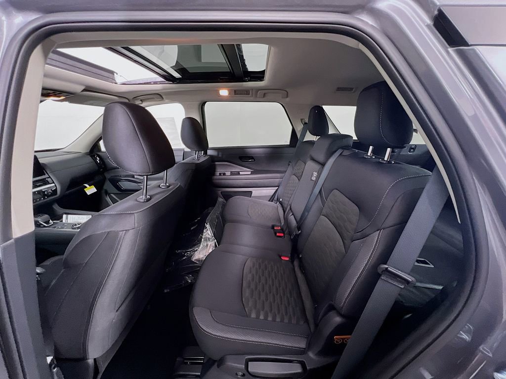 New 2026 Nissan Pathfinder SV image 23