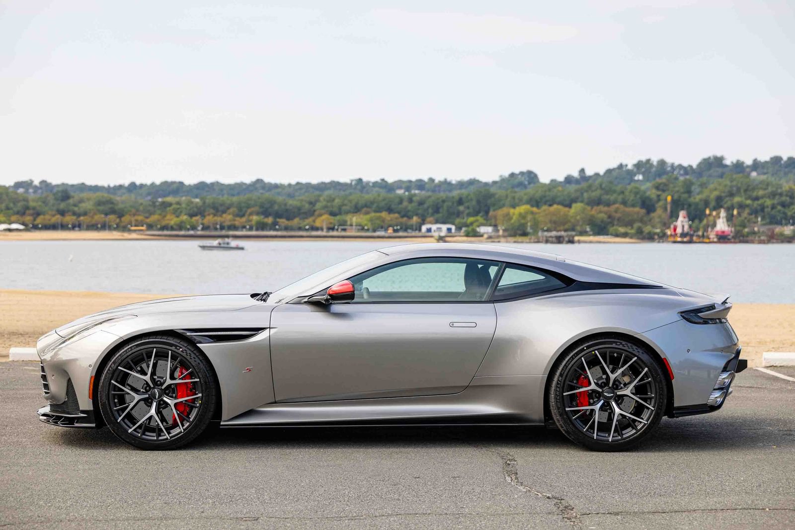 New 2026 Aston Martin DB12 Coupe RWD image 4