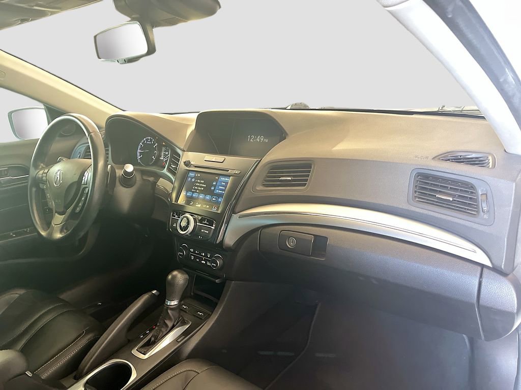 Used 2020 Acura ILX w/ Premium Package image 28