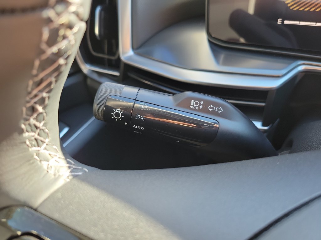 New 2026 Kia Sorento LX FWD image 25