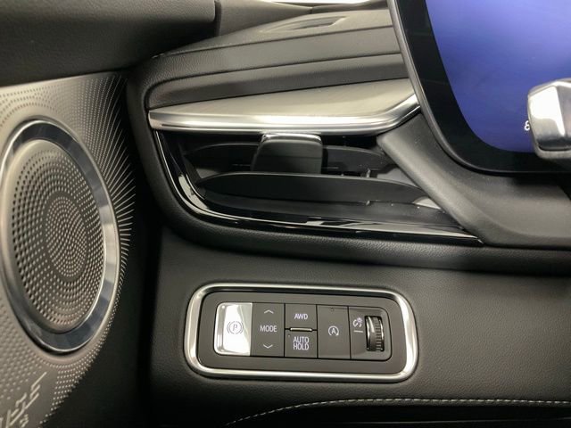 Used 2025 Buick Enclave Avenir w/ Super Cruise Package image 19