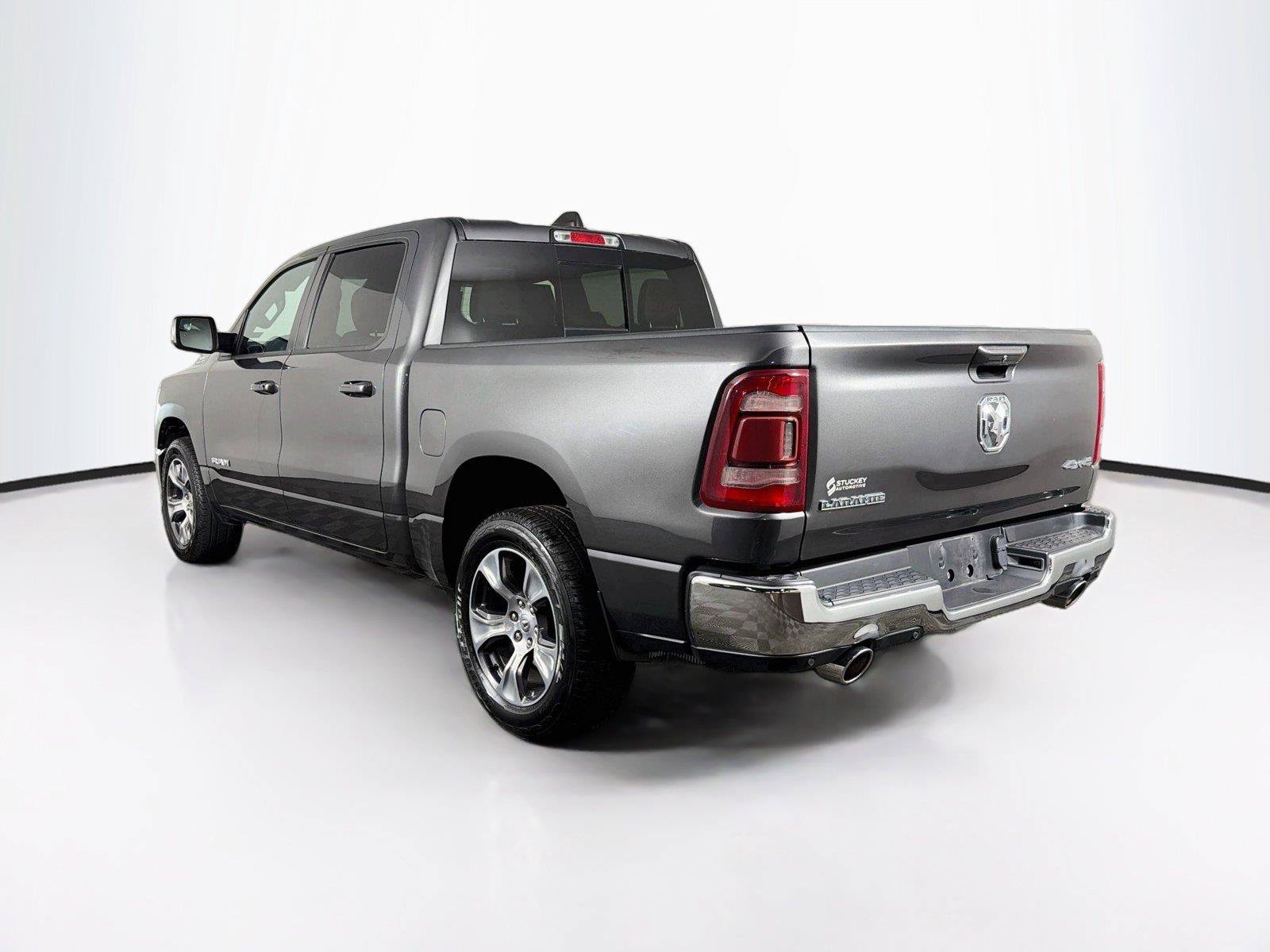Used 2023 RAM 1500 Laramie AWD/4WD image 9