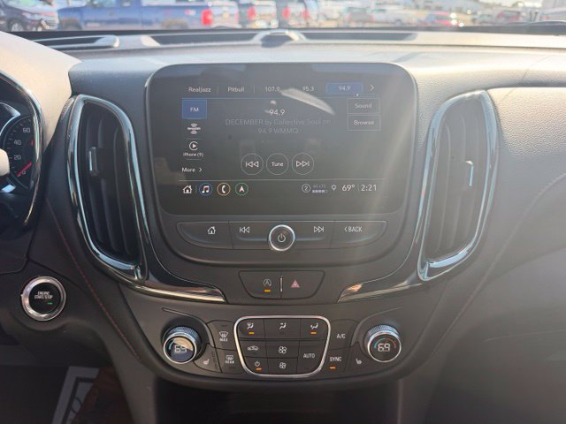 Certified 2022 Chevrolet Equinox RS w/ Infotainment Package FWD image 17