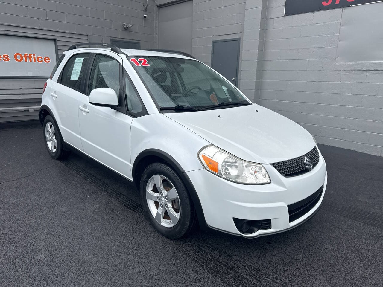 Used 2012 Suzuki SX4 Premium AWD/4WD image 1