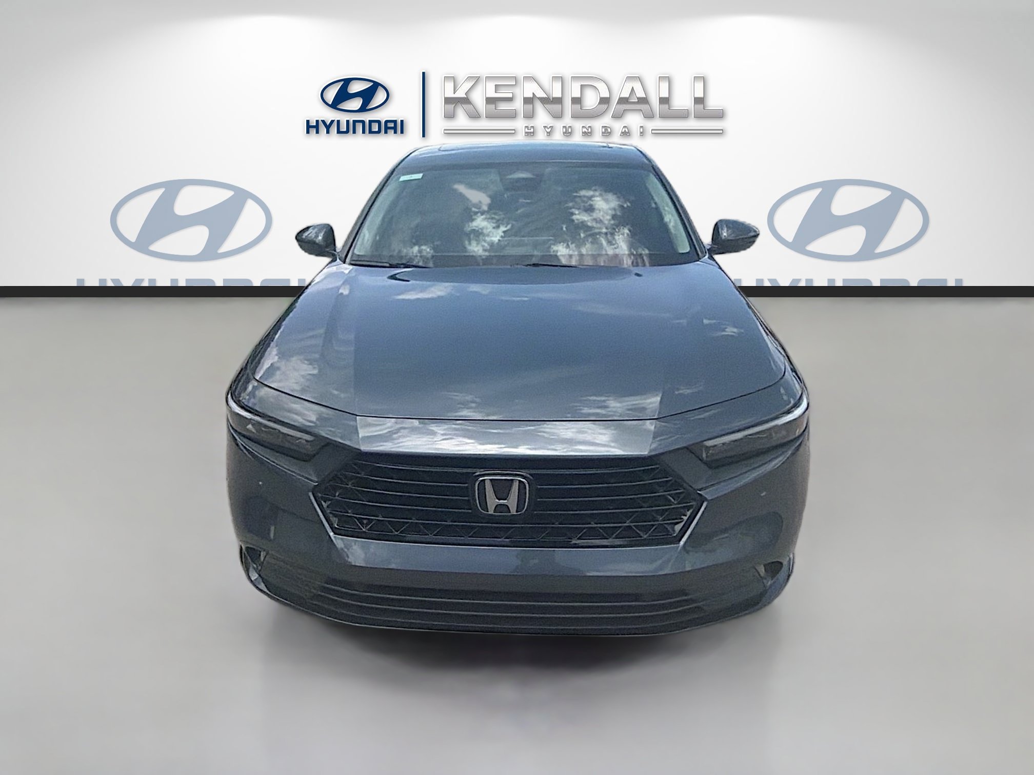 Used 2024 Honda Accord EX-L image 2