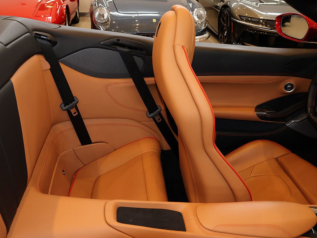 Certified 2022 Ferrari Portofino M RWD image 31