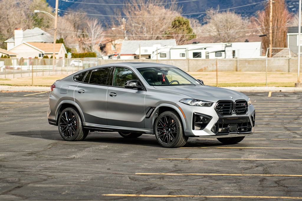 Used 2024 BMW X6 M Competition w/ Executive Package image 3