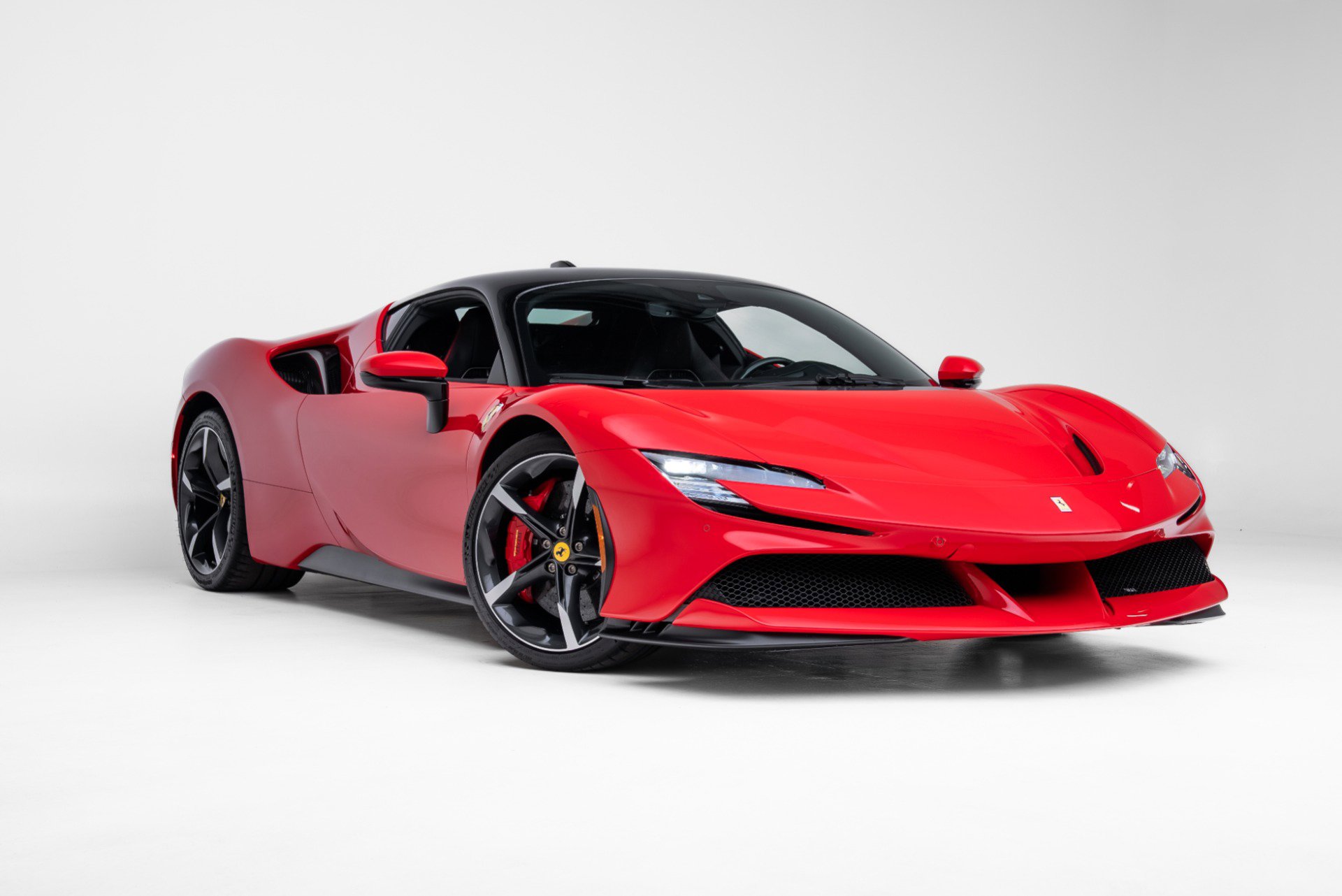 Used 2023 Ferrari SF90 Stradale AWD/4WD image 19