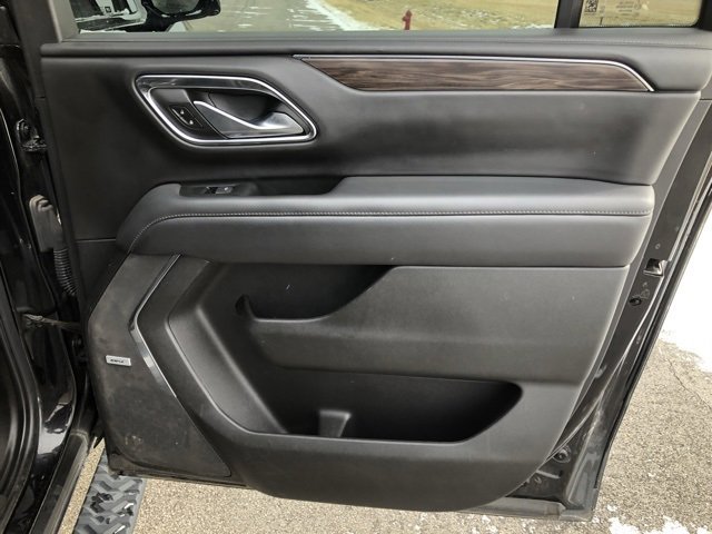 Used 2022 Chevrolet Suburban Z71 w/ Z71 Off-Road Package image 21