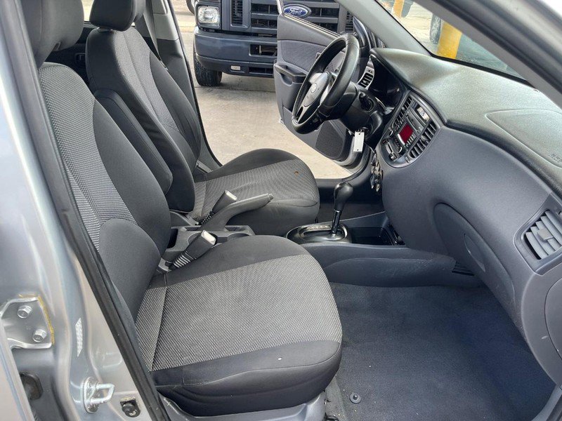 Used 2011 Kia Rio5 image 11