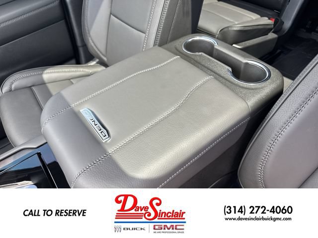 New 2026 GMC Yukon Denali w/ Denali Reserve Package AWD/4WD image 21