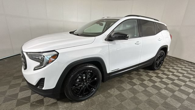 Used 2021 GMC Terrain SLE w/ Driver Convenience Package FWD image 6