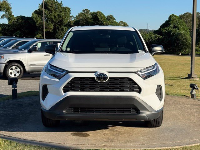 Used 2023 Toyota RAV4 LE FWD image 2