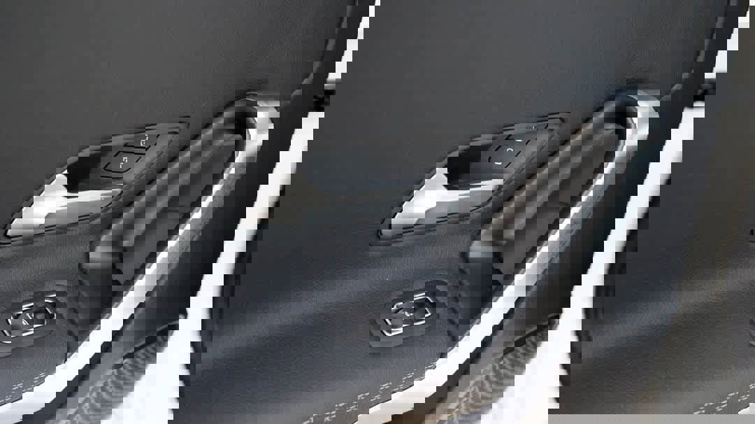 Certified 2022 Mercedes-Benz A 220 4MATIC image 33