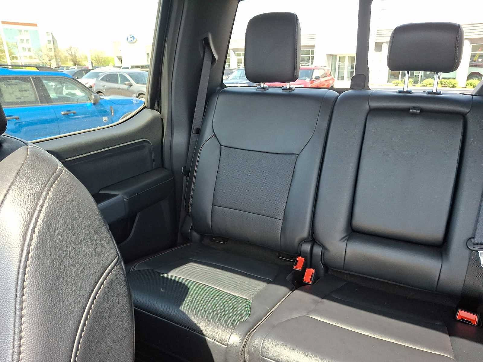 Certified 2024 Ford F250 Lariat w/ Lariat Ultimate Package image 17