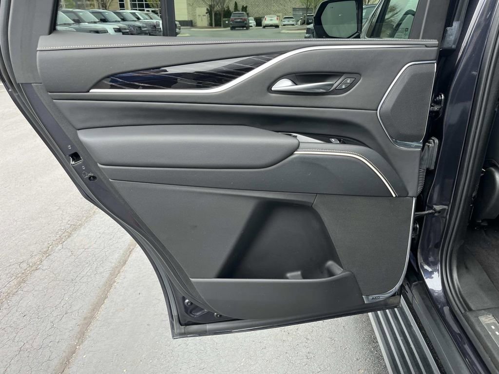 Certified 2023 Cadillac Escalade Sport w/ Touring Package image 18