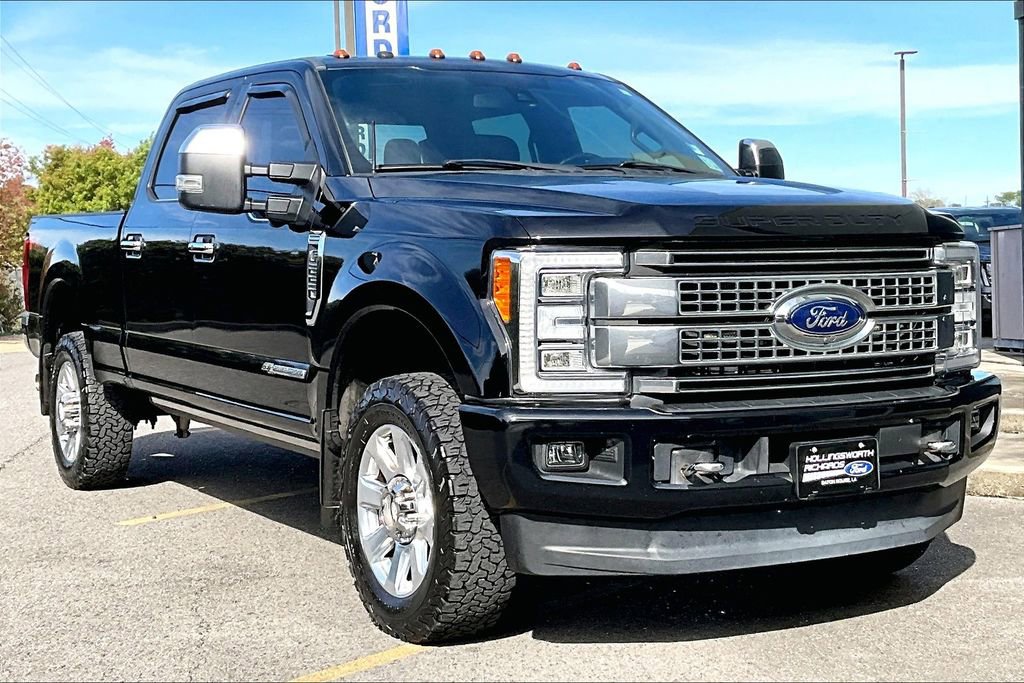Certified 2018 Ford F250 Platinum w/ Platinum Ultimate Package image 3