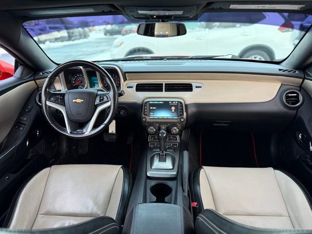 Used 2013 Chevrolet Camaro SS image 2