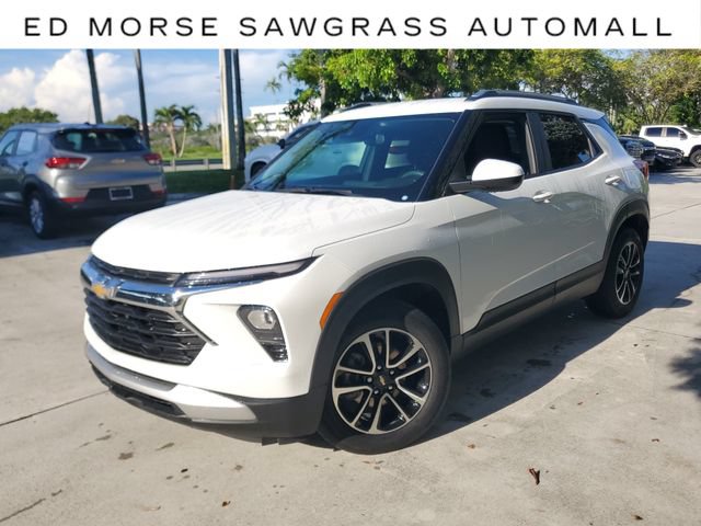 Used 2025 Chevrolet TrailBlazer LT w/ Driver Confidence Package