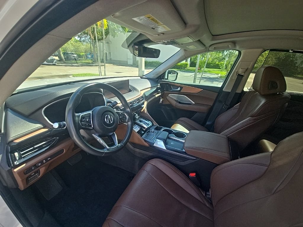 Used 2024 Acura MDX w/ Technology Package FWD image 17