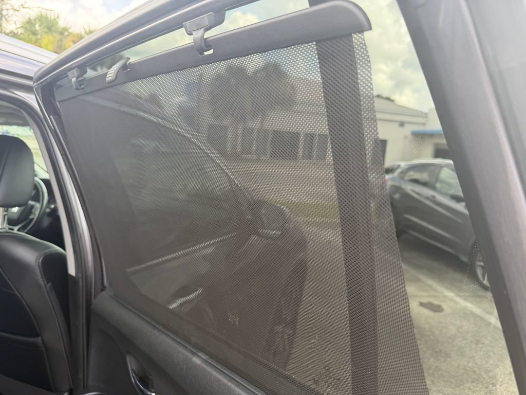 Used 2020 Honda Pilot Touring image 11