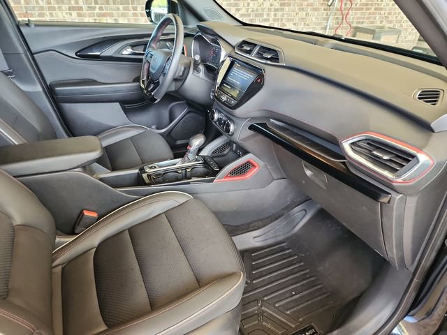 Used 2023 Chevrolet TrailBlazer RS w/ Convenience Package FWD image 12