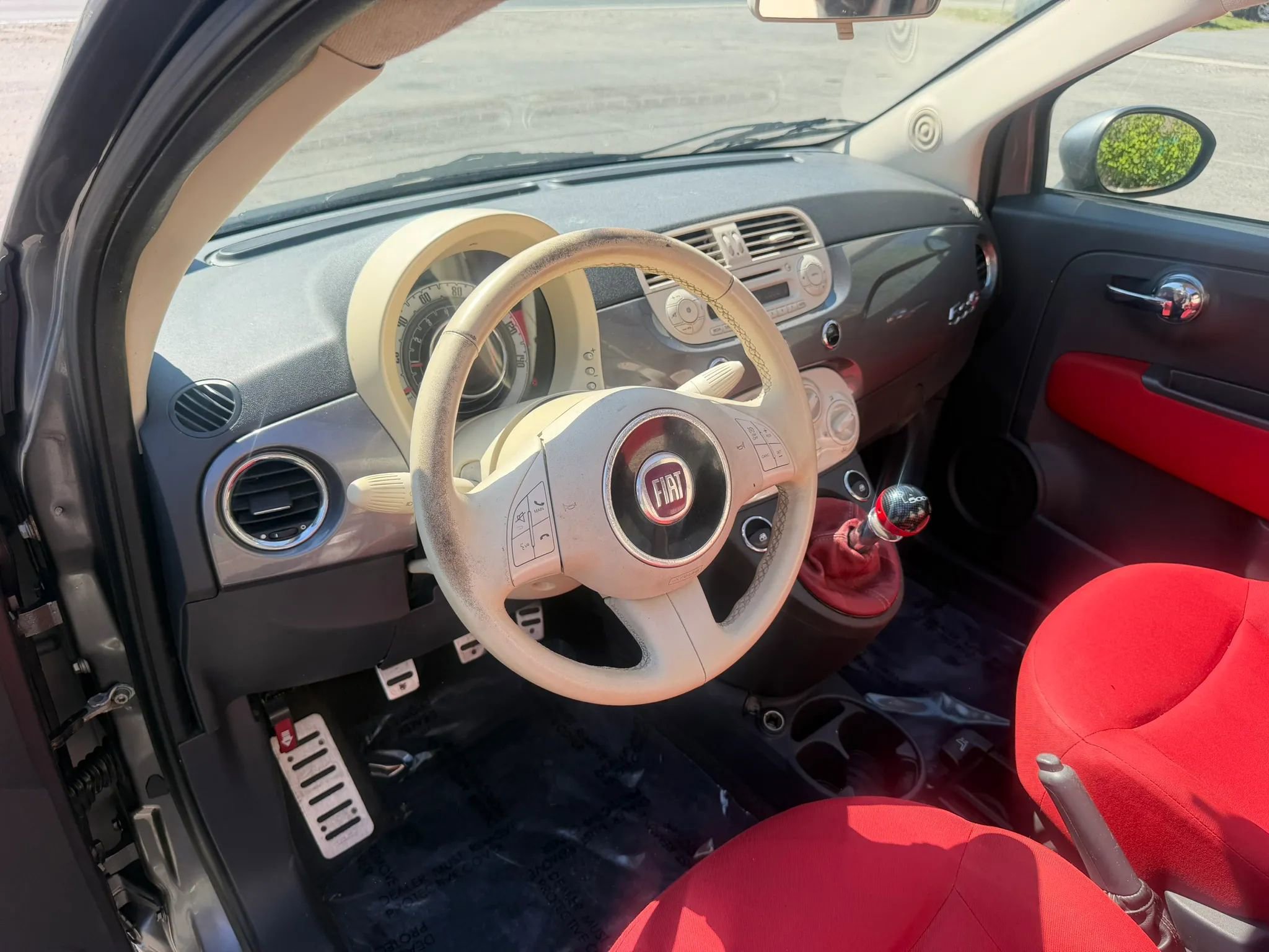Used 2012 FIAT 500 Pop FWD image 24