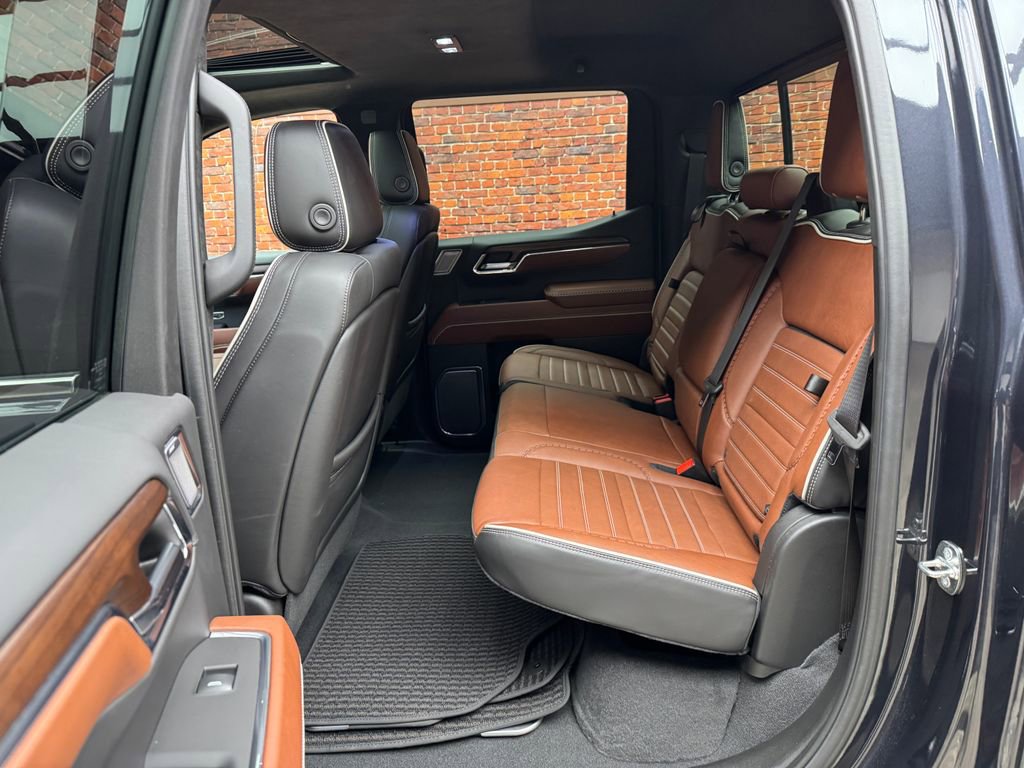 Used 2024 GMC Sierra 1500 Denali Ultimate image 24