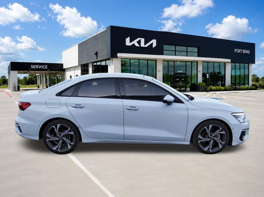 Used 2022 Audi A3 2.0T Premium Plus w/ Premium Plus Package FWD image 4