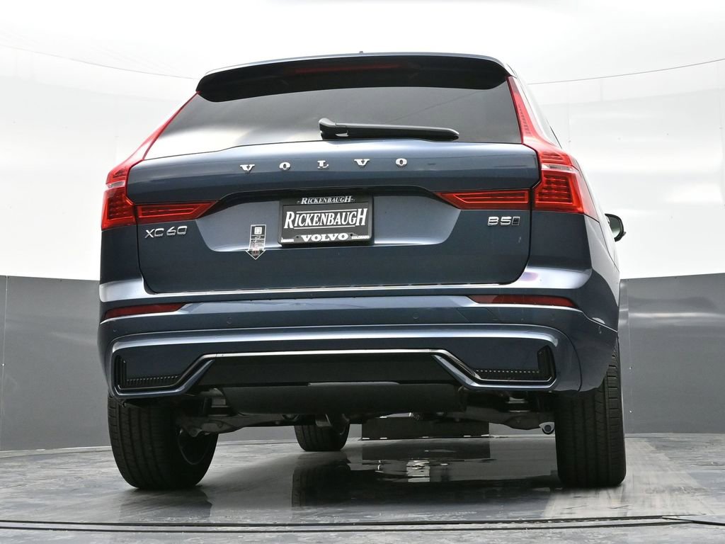 Used 2025 Volvo XC60 B5 Plus w/ Protection Package Premier image 13